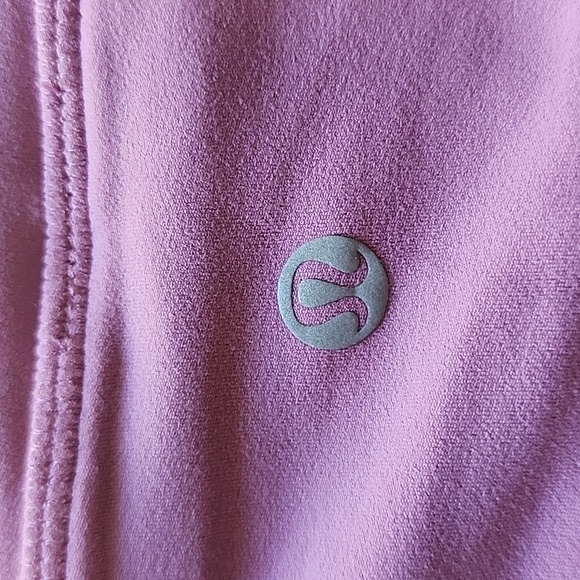 Lululemon Align Bra *Light Support C/D Cup in Velvet Dust EUC. - Picture 3 of 4